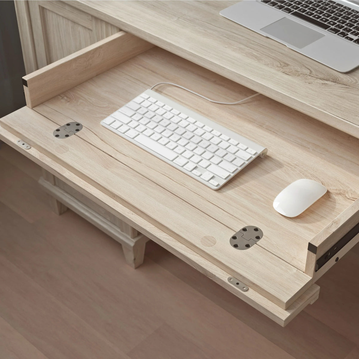 Engineered Wood Computer Desk in Chalk Oak S455