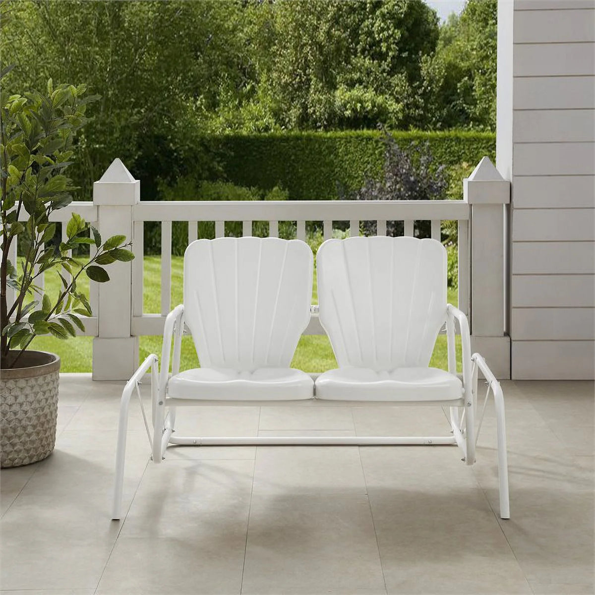 Metal Outdoor Loveseat Glider in White J4537
