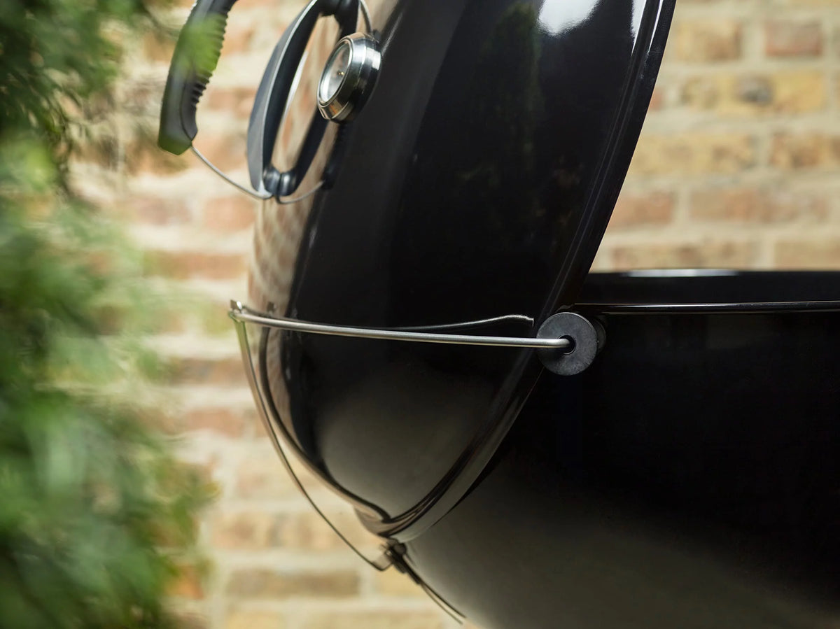 22 in. Charcoal Grill Q32916