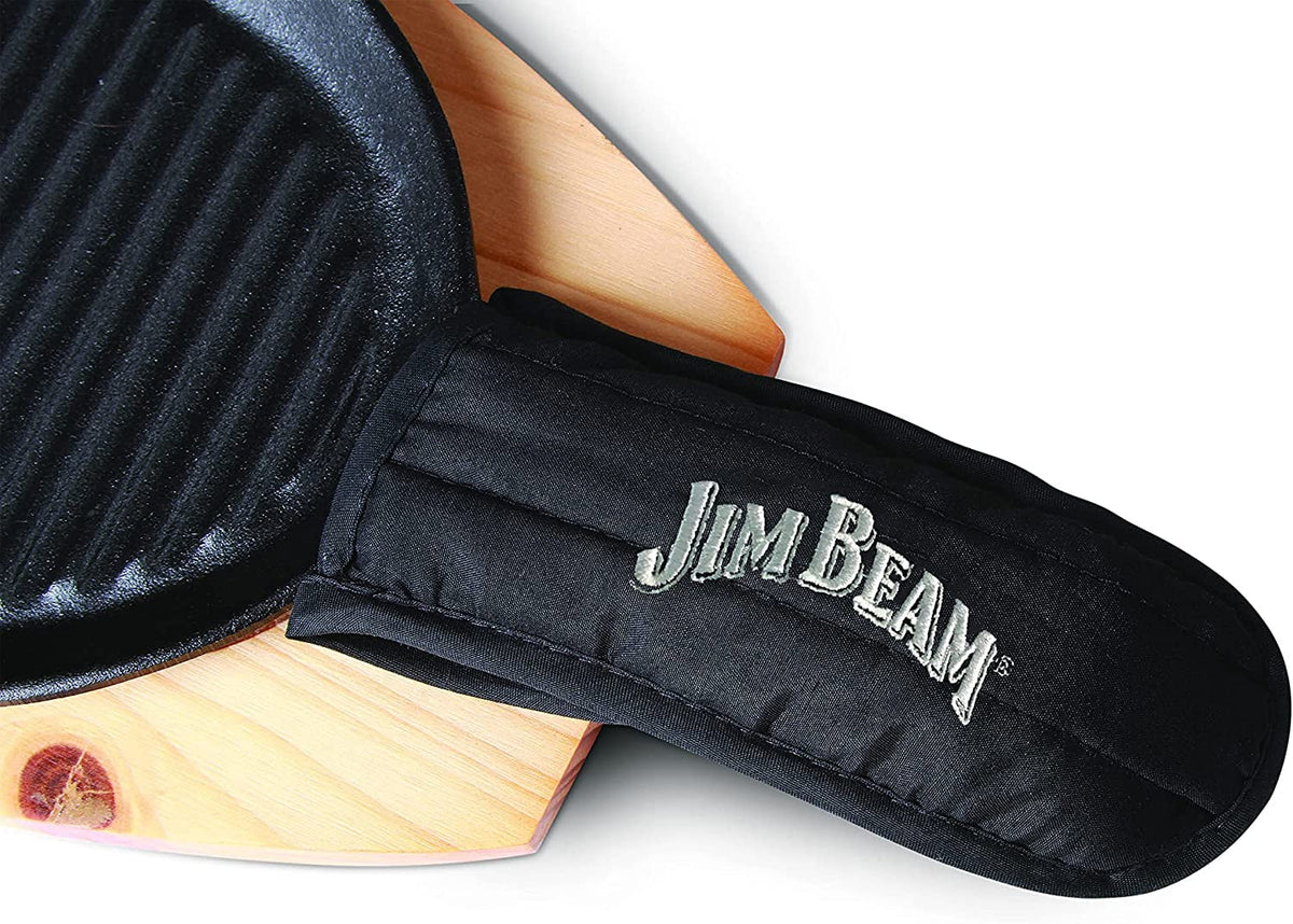 Cast Iron Skillet with Wooden Plate and Handle Cover P9387
