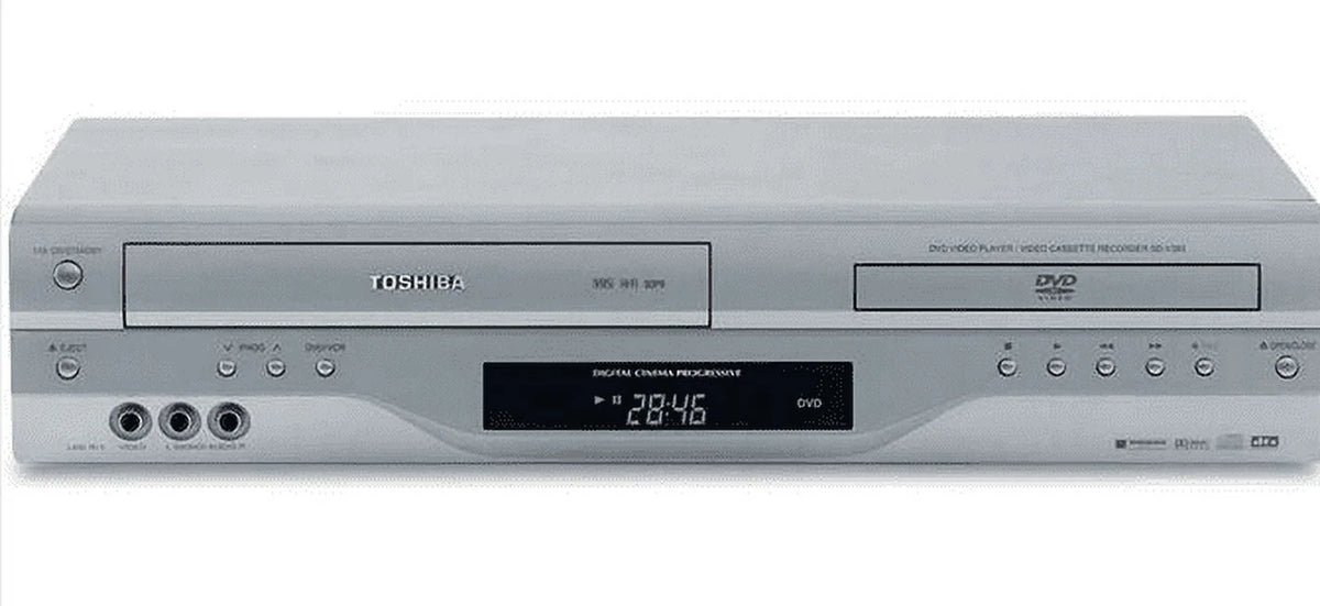 Pre-Owned DVD/VCR Combination with Remote Z224
