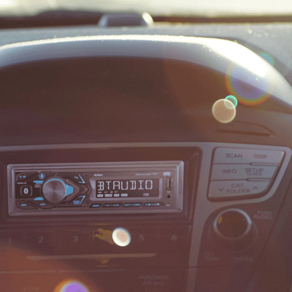 Single DIN Car Stereo Radio with Bluetooth B875714