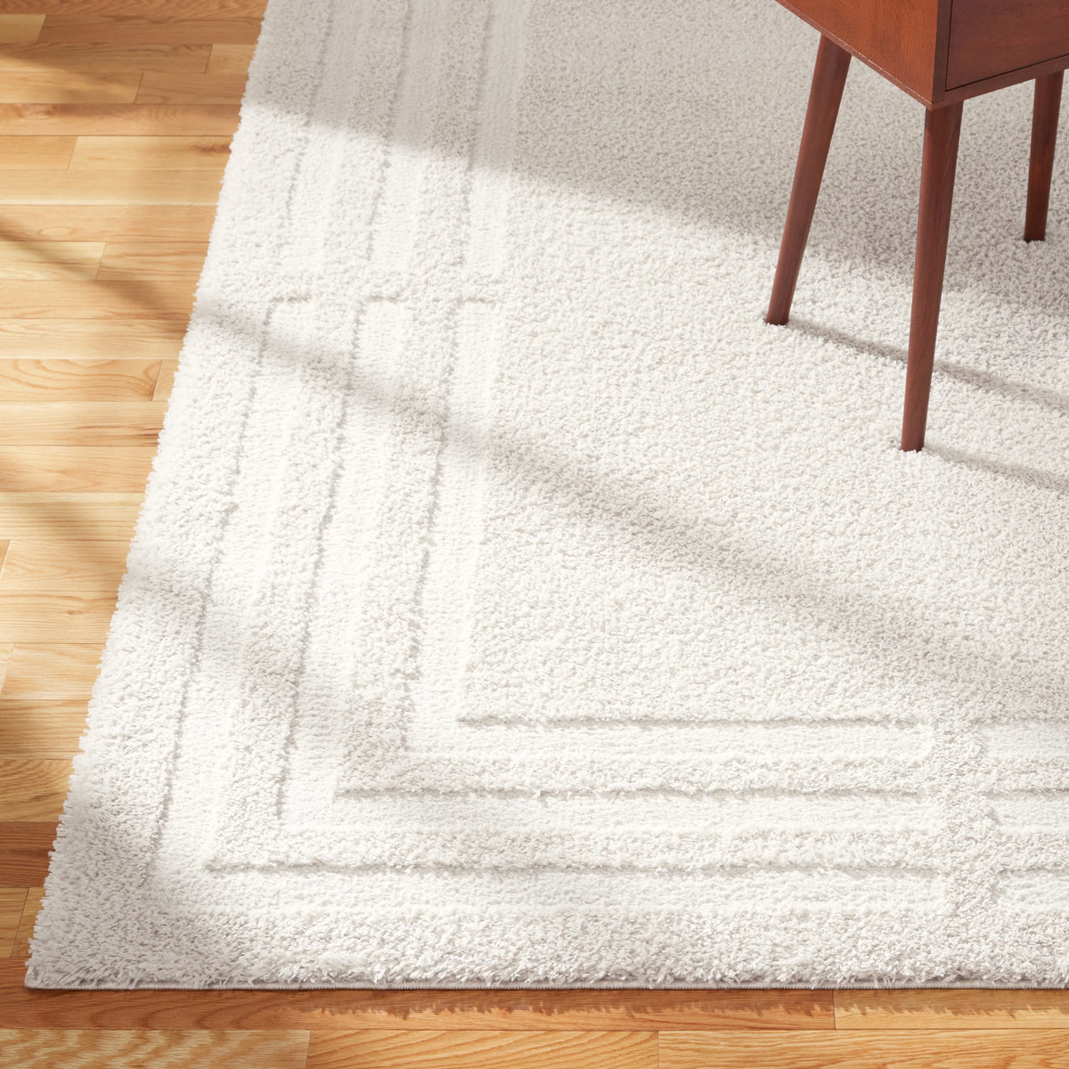 Beige Shag Area Rug 7'10"x10'2" G88294