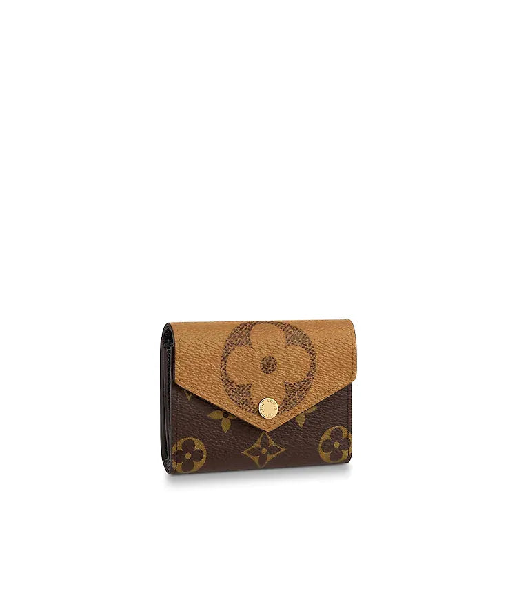 Kawaii Backpack with Bear Doll Badge Q346