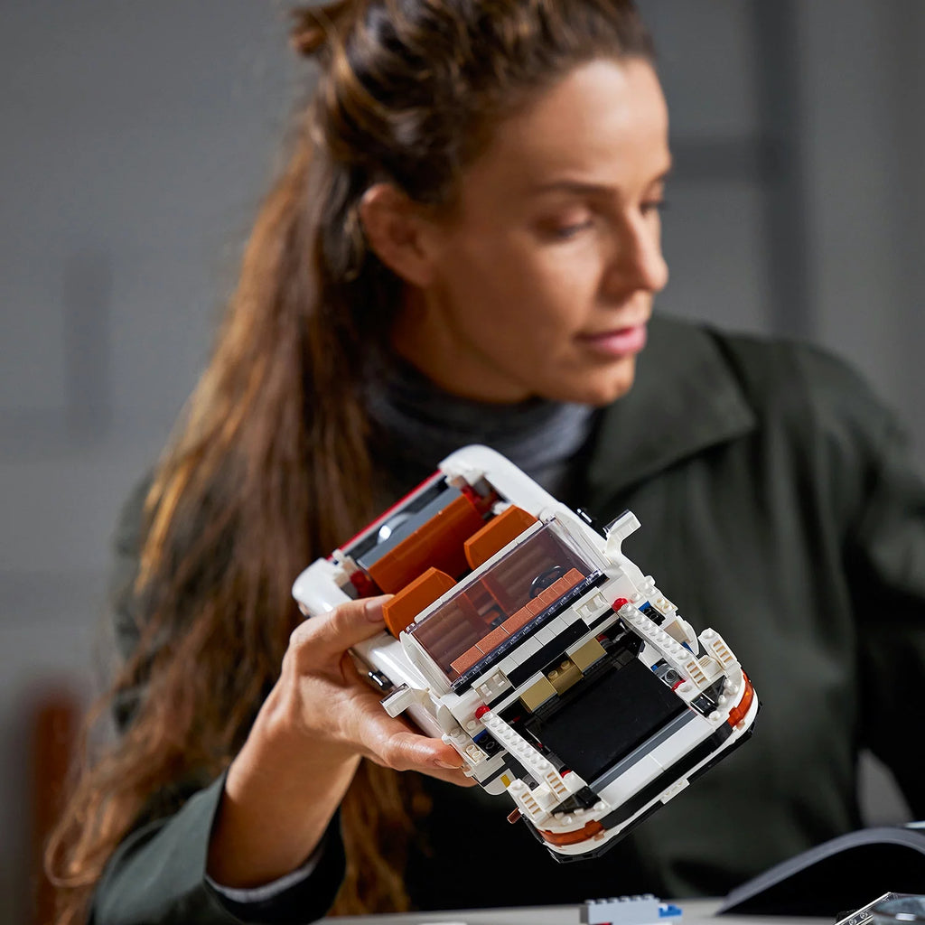 Building Kit D289248