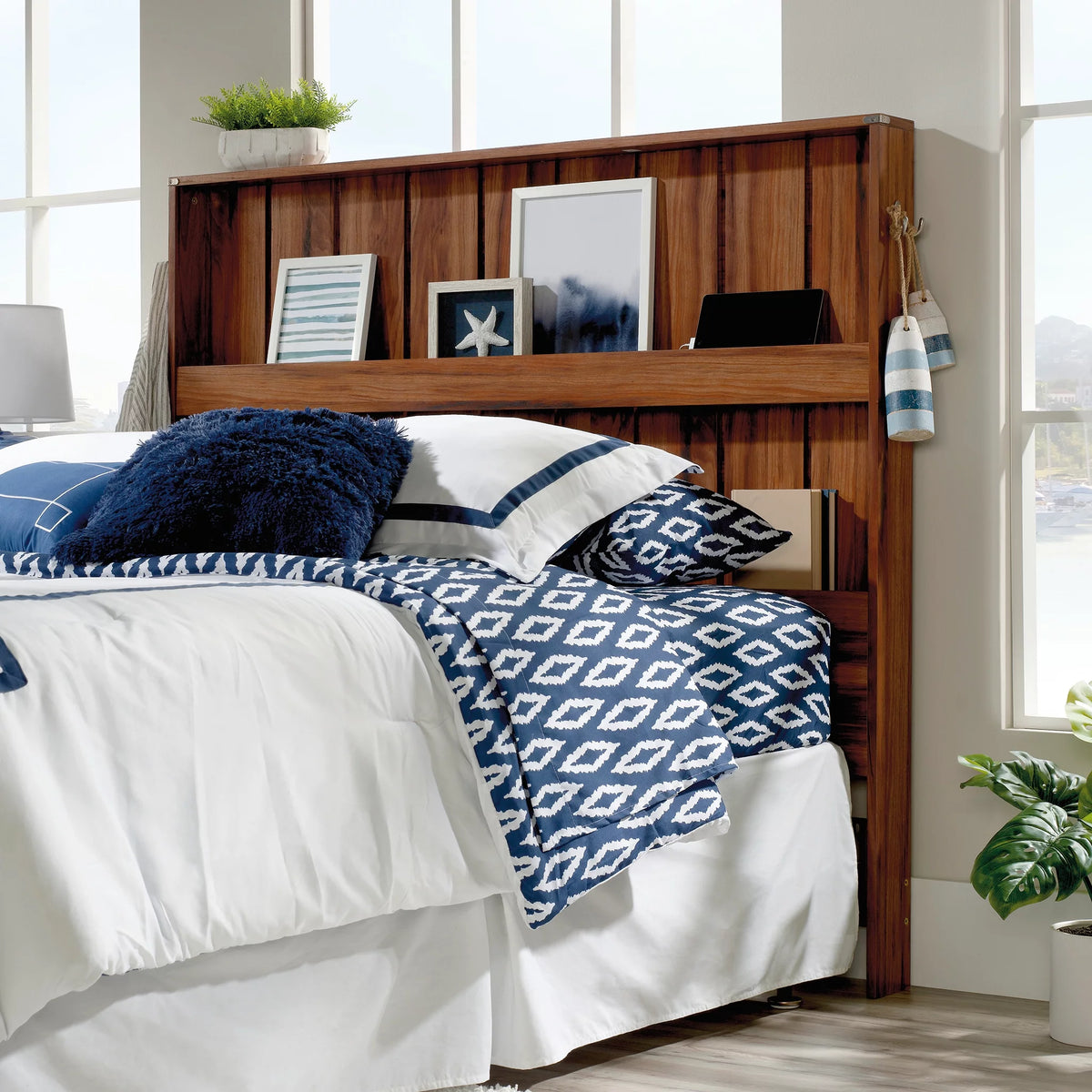 Queen Headboard R24477