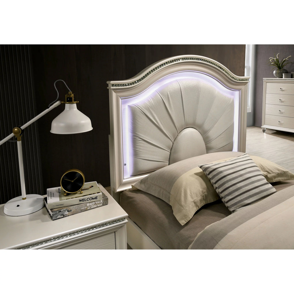 Pearl White Upholstered Panel Bed Full L35521