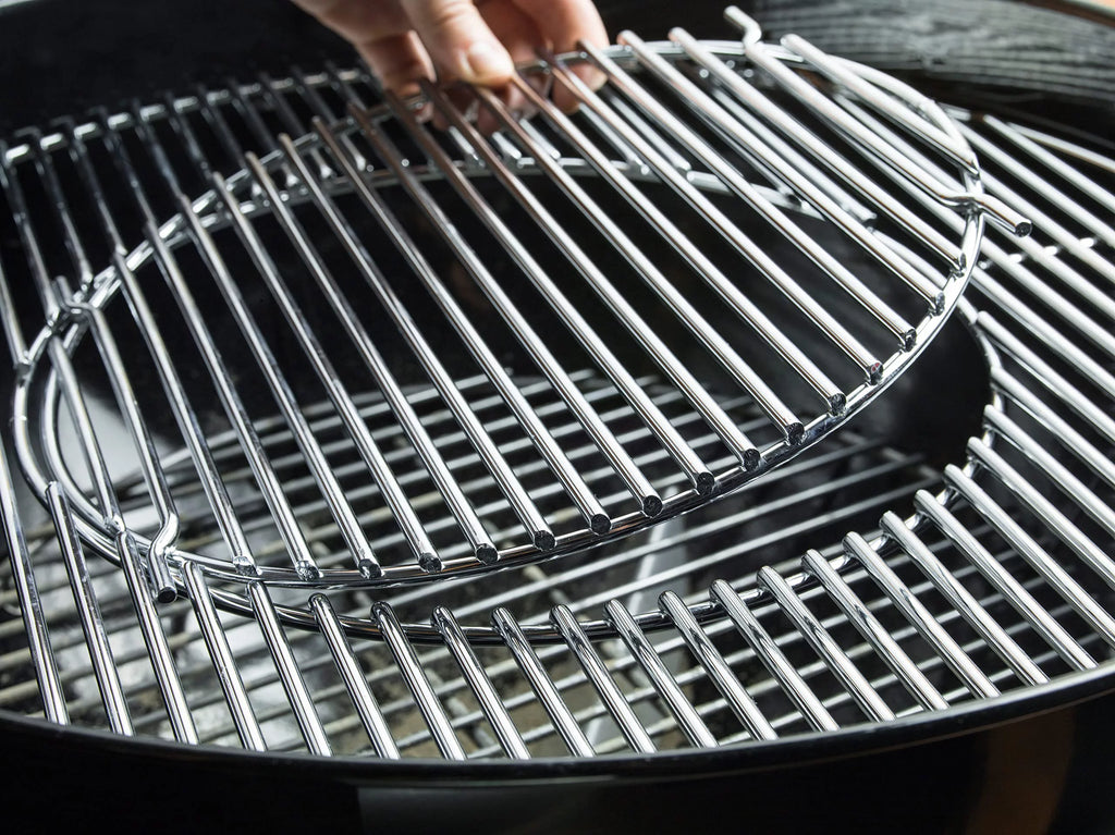 22 in. Charcoal Grill Q32916