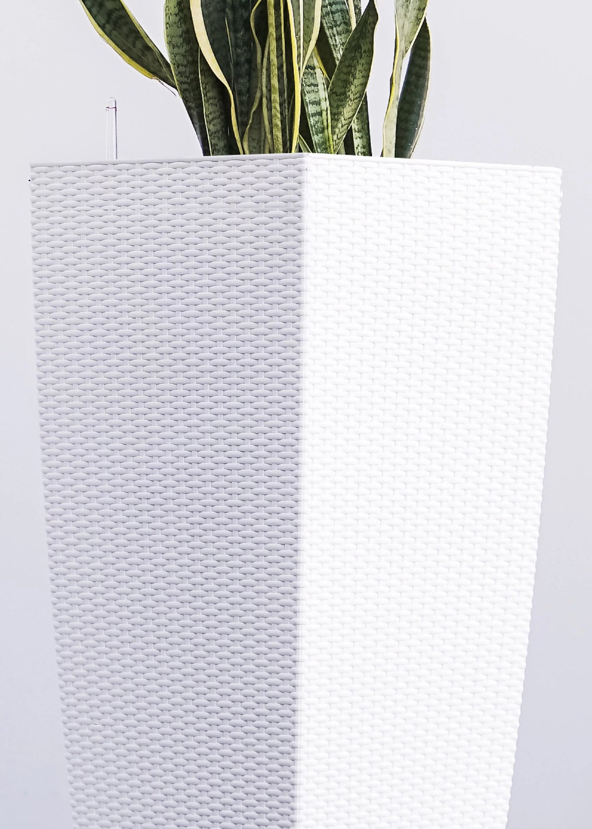 30" White Rattan Self Watering Square Planter Pot J613