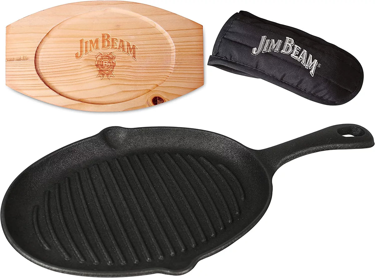 Cast Iron Skillet with Wooden Plate and Handle Cover P9387